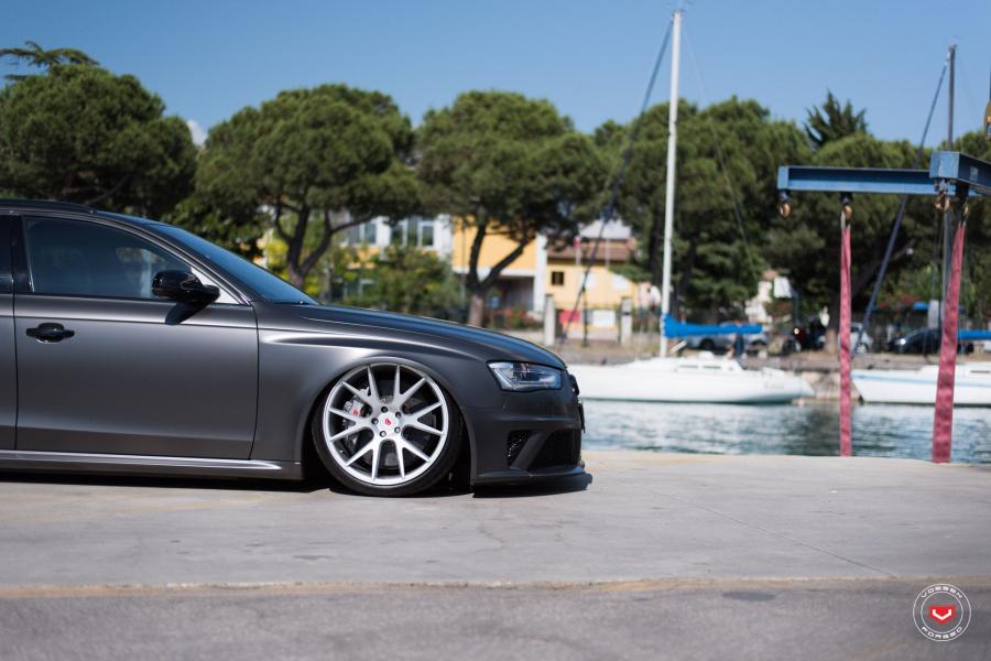 Детали экстерьера Audi RS4 Avant on Vossen Wheels (VPS-306) 2017 года  (фото 18 из 20)
